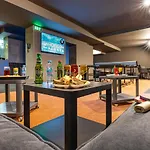 Hotel Urban 3*