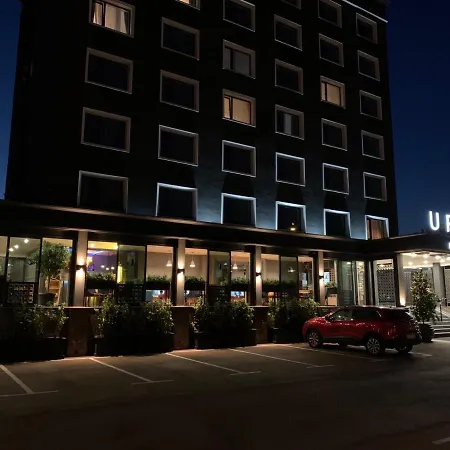 فندق Urban بلوفديف