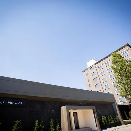 Urban 3*