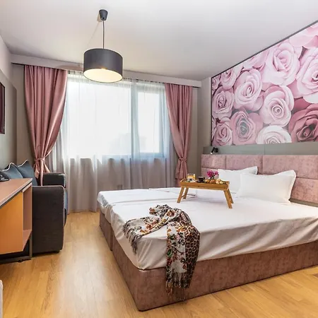 Urban Hotel 3*
