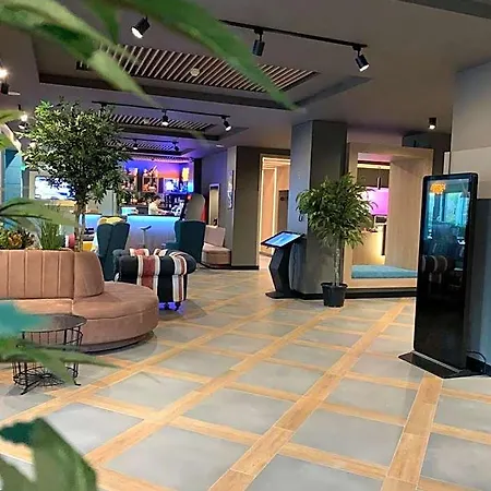Urban Hotel 3*