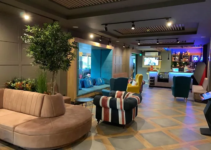 Ξενοδοχείο Urban 3*