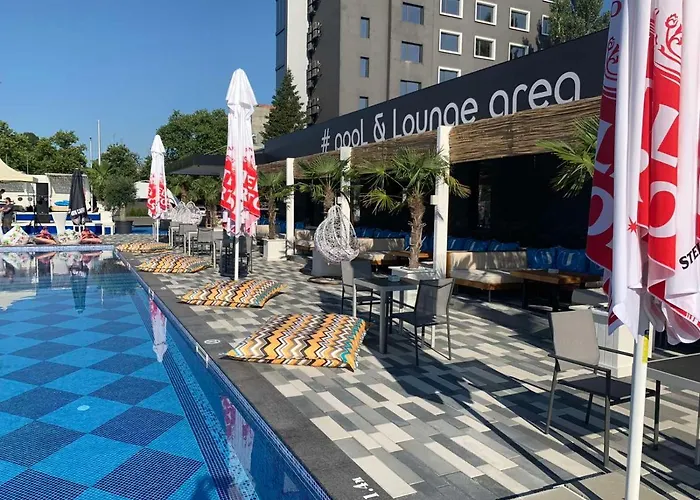 Ξενοδοχείο Urban 3*